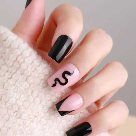 Snake Black Medium Square Press-On Nails 24 Pcs