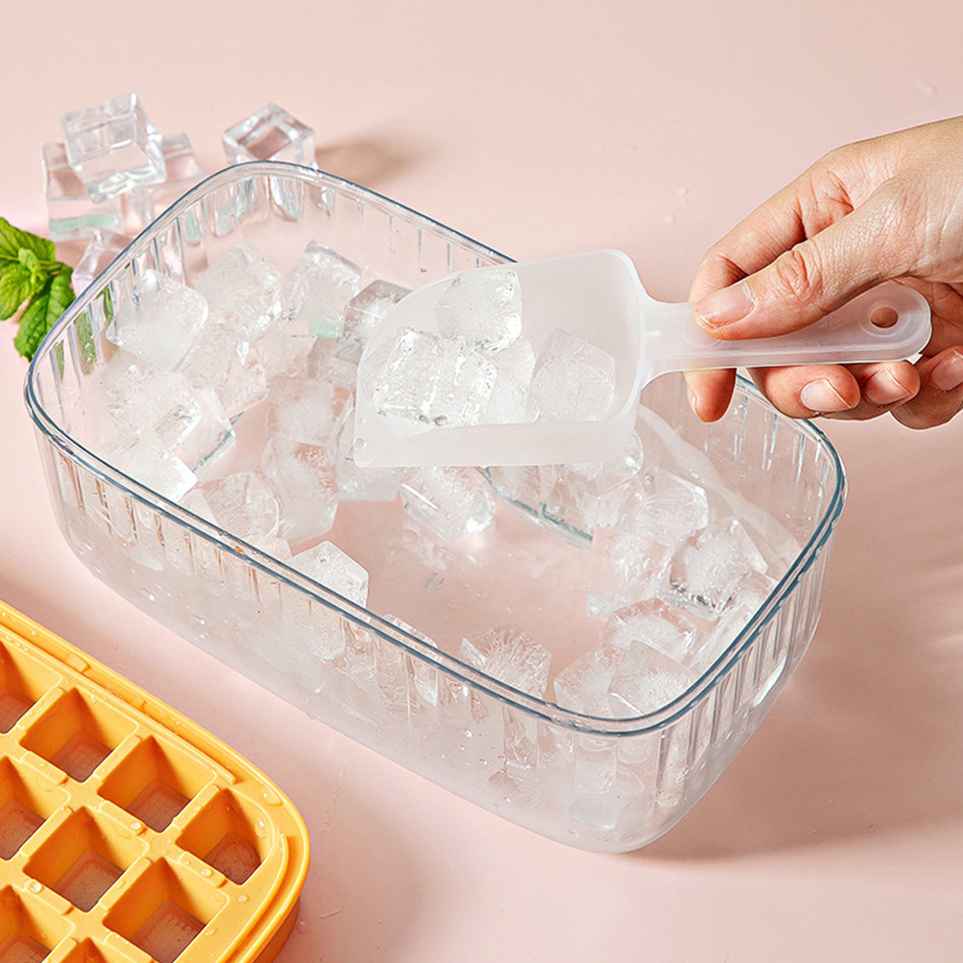 Tohuu Ice Cube Trays for Freezer 24-grid Ice Cube Tray with Lid & Bin  Stackable Ice Tray for Freezer with Easy Release Ice Mold Maker for  Cocktails & Whisky impart 