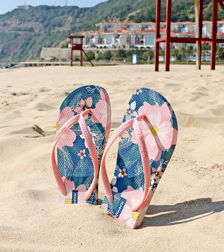 Women's Summer Beach Flip Flops.